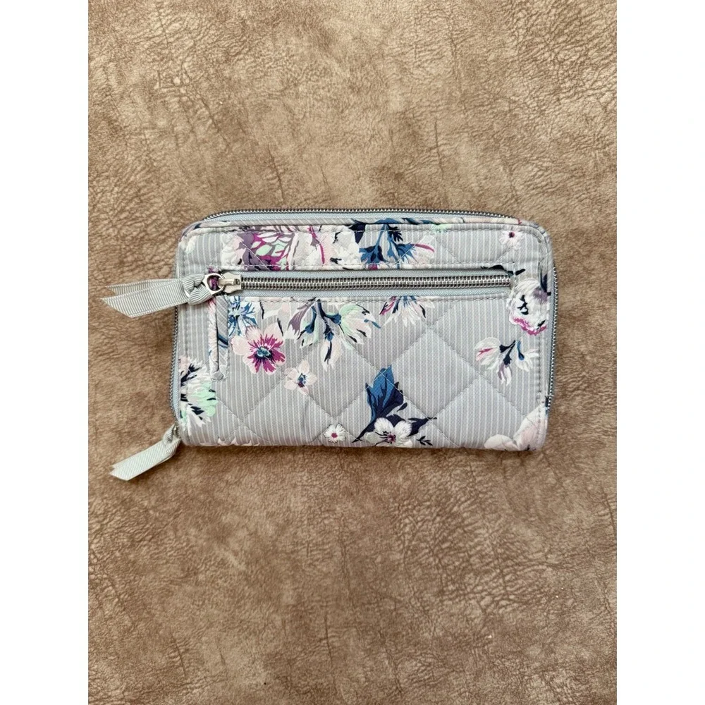 Vera Bradley Performance Twill RFID Turnlock Wallet Park Stripe
